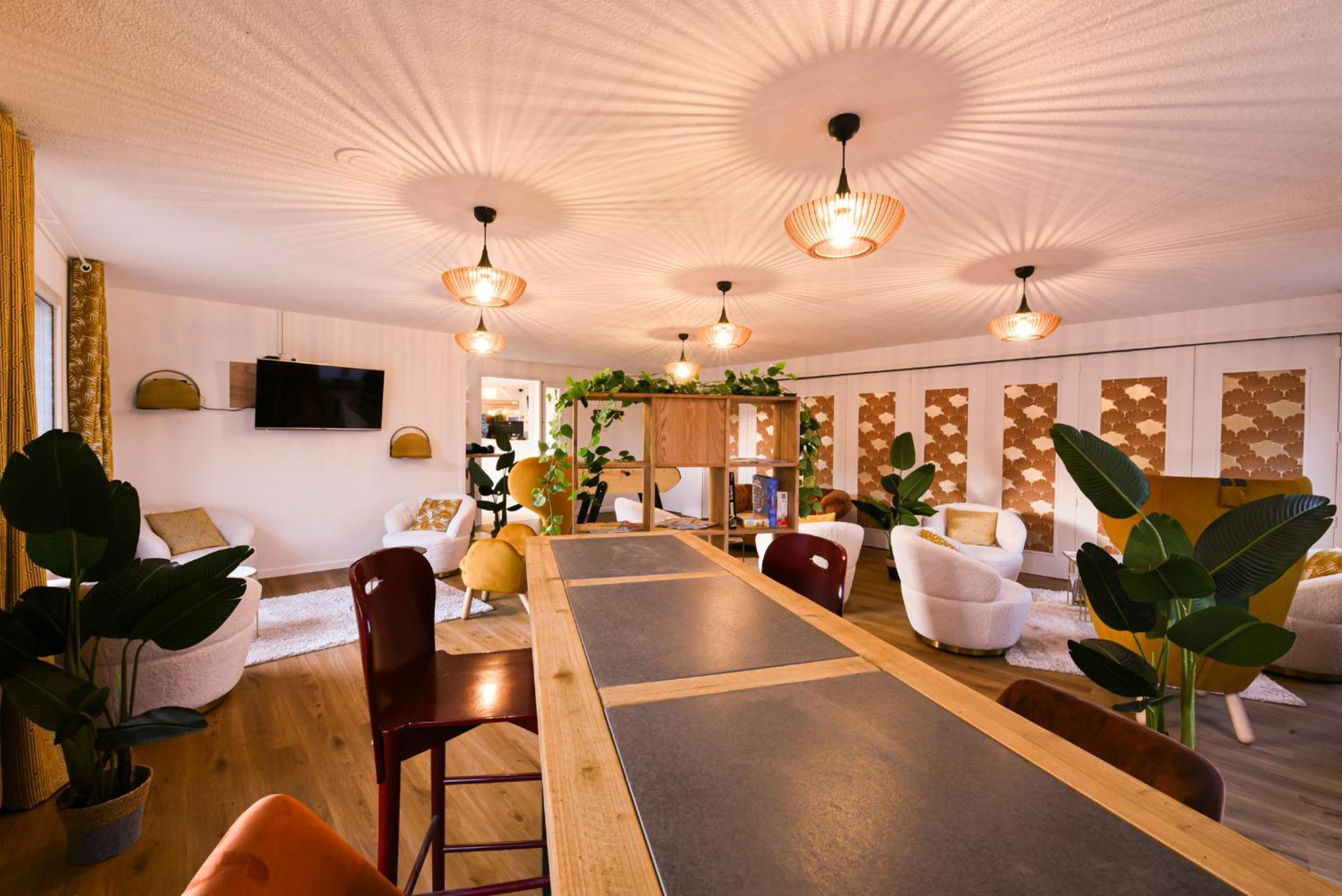 Kyriad Villeneuve Saint Georges - Hotel Renove Buitenkant foto