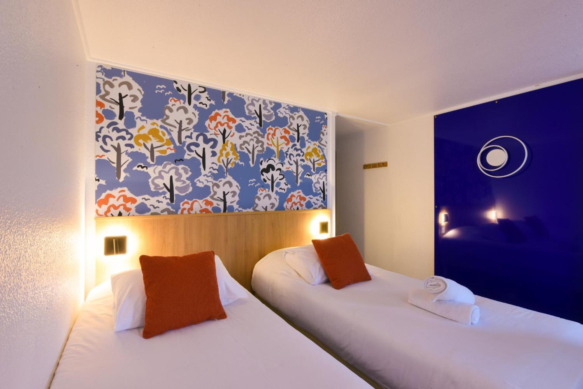 Kyriad Villeneuve Saint Georges - Hotel Renove Buitenkant foto