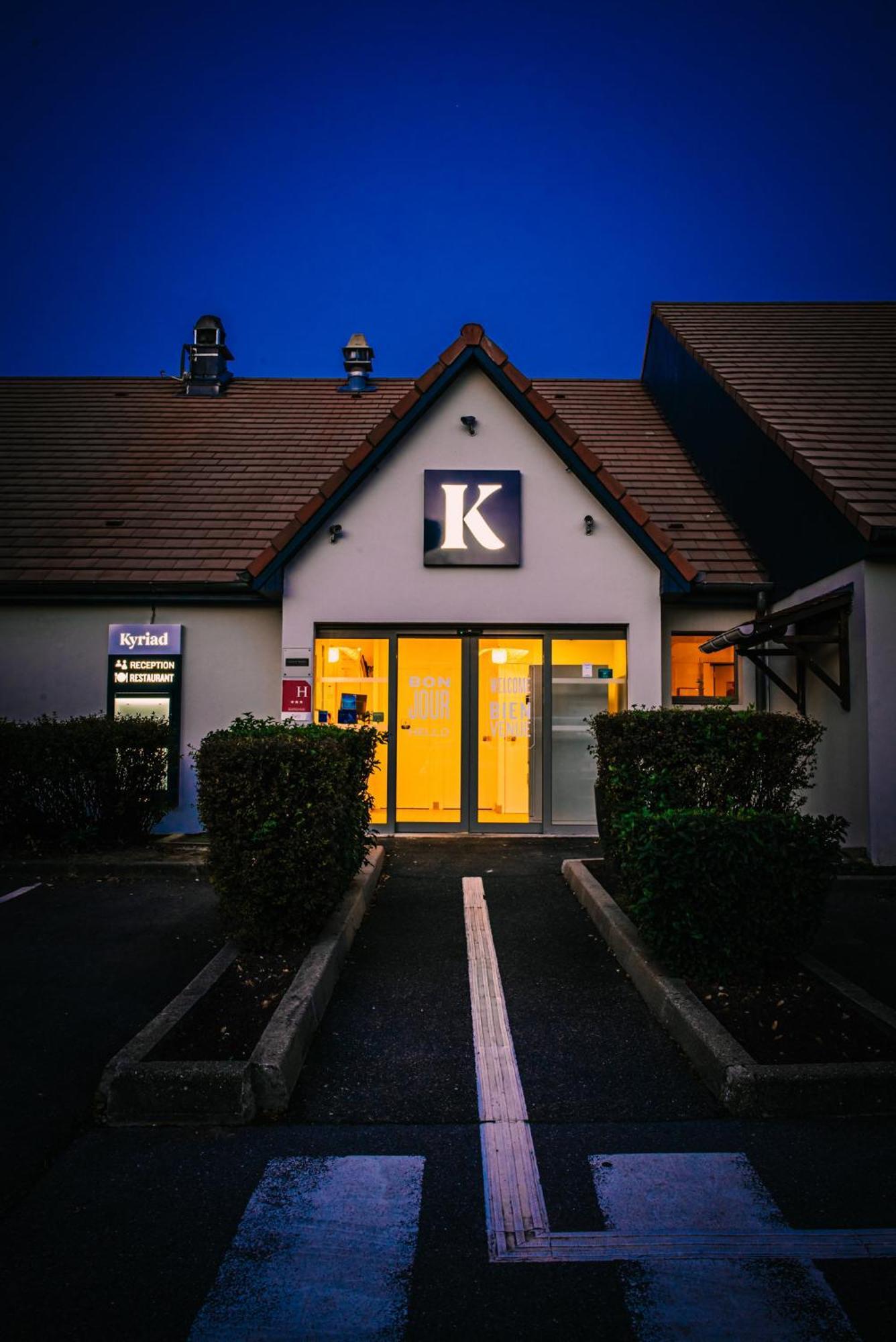 Kyriad Villeneuve Saint Georges - Hotel Renove Buitenkant foto