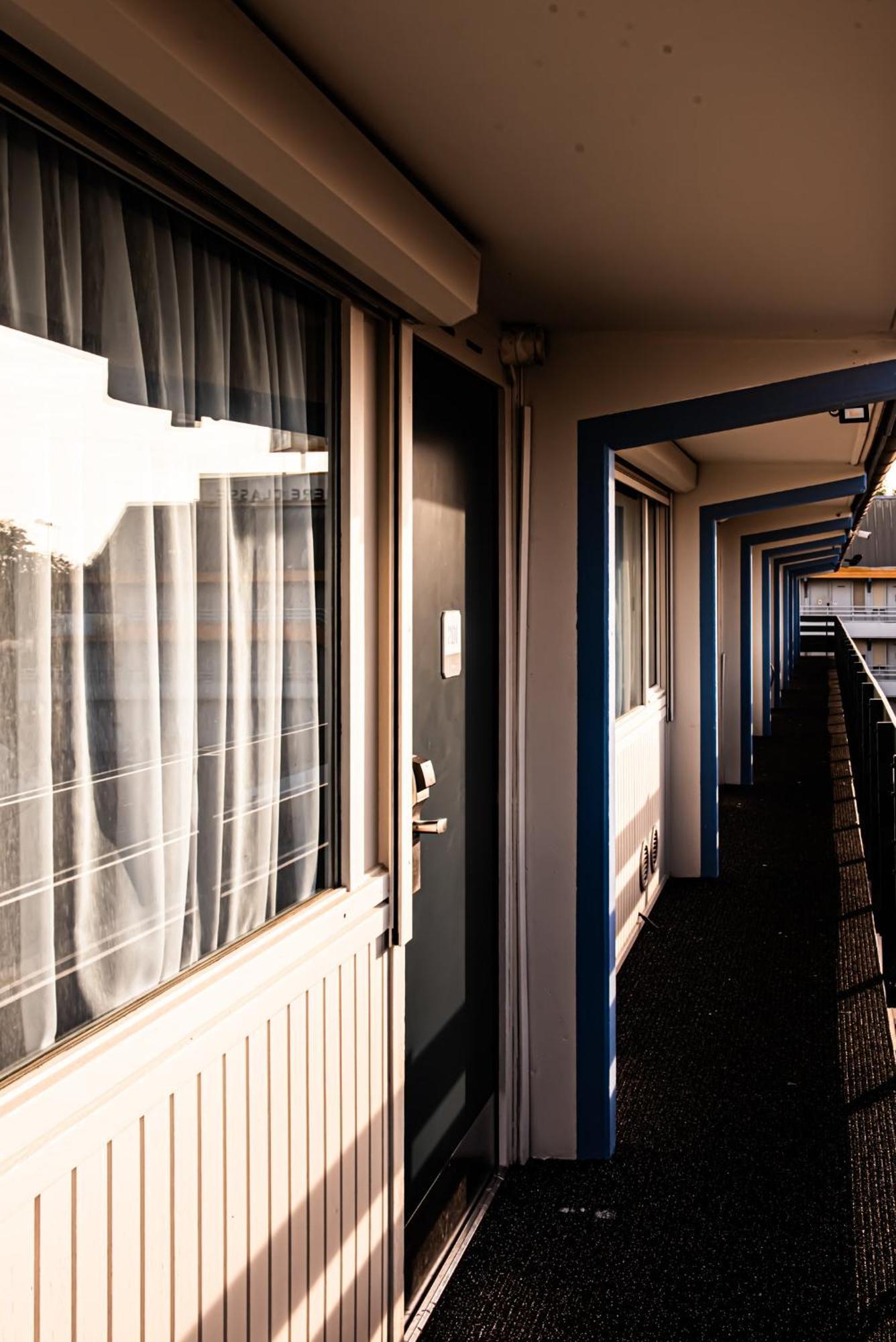Kyriad Villeneuve Saint Georges - Hotel Renove Buitenkant foto